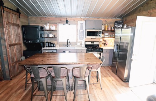 Talihina Cabin | Kritter Holler Cabin a secluded relaxing retreat surrounded by beautiful nature.
