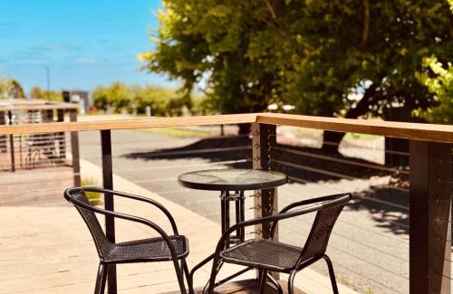 Leigh Creek Hotel | Kryal Castle Ballarat