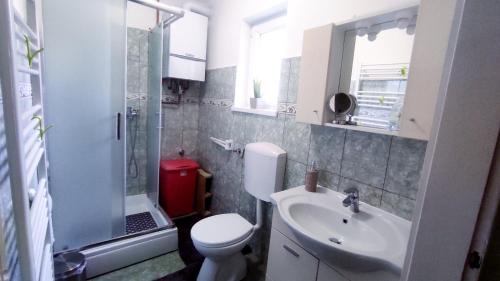 Dakovo House | Kuća za odmor Proljeće