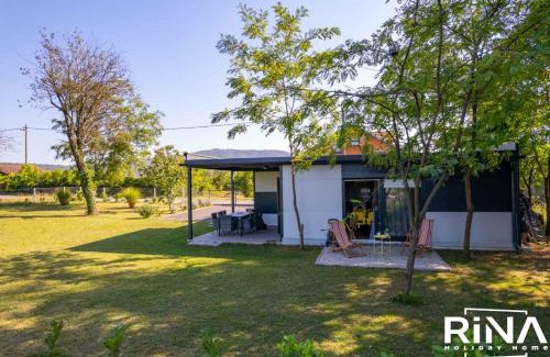 Pakrac House | Kuća za odmor Rina
