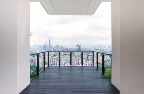 Taman Pertama Apartment | Kuala Lumpur KLCC | Stylish & Comfy | 5★ Location, Netflix, Pool + Gym 02