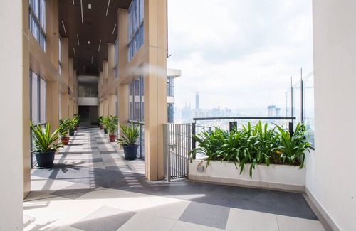 Taman Pertama Apartment | Kuala Lumpur KLCC | Stylish & Comfy | 5★ Location, Netflix, Pool + Gym 02