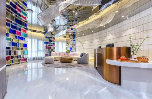 Chongqing Hotel | Kuanrong Suites Hotel Liangjiang love sea shopping park
