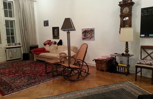 Wilmersdorf Apartment | Kudamm Close Modernized High Ceiling quiet but central