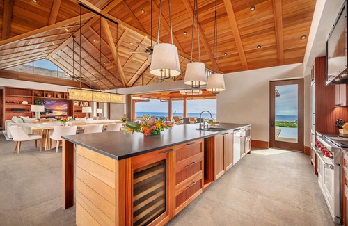 Poipu Hotel | Kukui'ula Luxury Home Collection - CoralTree Residence Collection