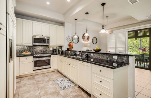 Kulalani House | Kulalani 804: Mauna Lani Resort Townhome w/AC, Shared Community Pools & Jacuzzi