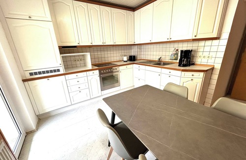 Oberhausen Apartment | Kulturmensch Oberhausen mit Balkon
