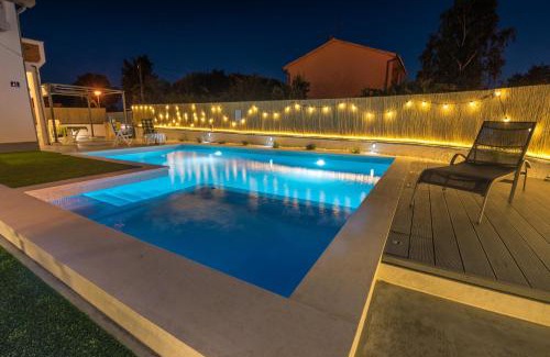 Valbandon House | Kuntrada 45 Holiday Home - Heated & Kids Pool