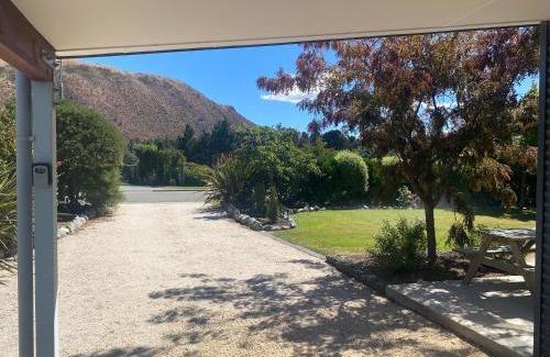 Kurow House | Kurow Garden Retreat