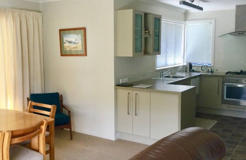 Kurow House | Kurow Garden Retreat