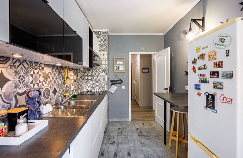 Faro Apartment | Kwadalayo Art Quarters