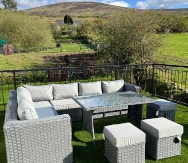 Knockaderry Cross Roads Apartment | Kylemore Lakeview Retreat