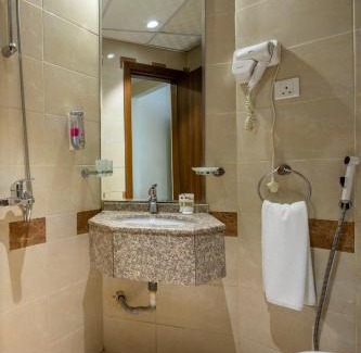 Al Aziziyah Hotel | Kyona Alaziziyah