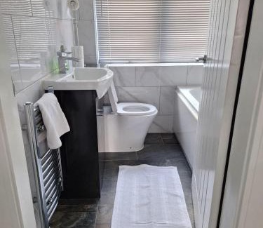 Derby House | KYOTO HOUSE CENTRAL DERBY I 2 BEDROOMS, SPACIOUS, WARM & NEW with NETFLIX