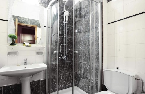 Omonia Apartment | Kyparissia Beach Double Room Sea View BB 2 people