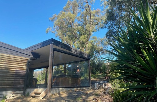 Yarra Junction House | Kyraburt Retreat in the Yarra Valley