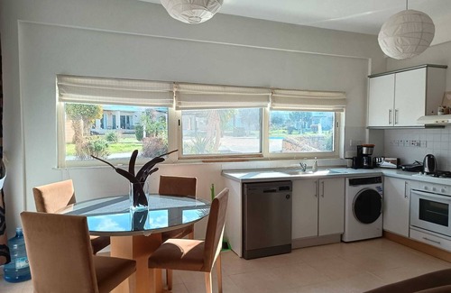 Karavas Apartment | Kyrenia - Esentepe Turtle Village Sea Villa with Garden