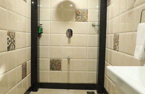 Solapur Hotel | Kyriad Hotel Solapur