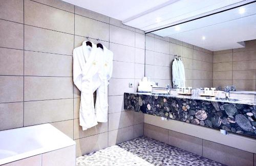 Sausheim Hotel | Kyriad Prestige Mulhouse - Basel