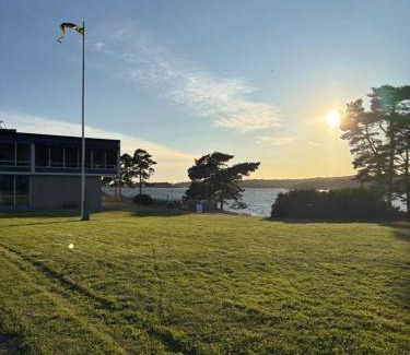 Lokholmen House | Lägenhet i Hällestrand Semesterby R29
