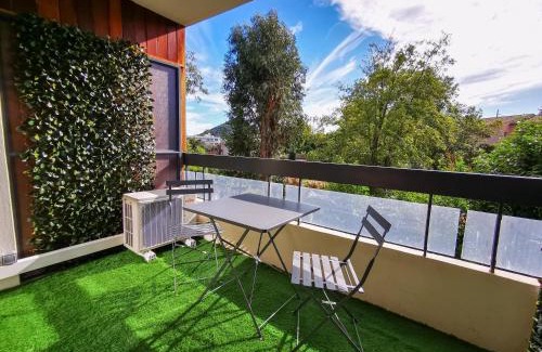 Mandelieu-La-Napoule Apartment | Léman Holidays - Le Palm