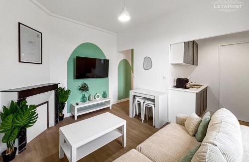Villeneuve-Saint-Georges Apartment | L'Émeraude Urbaine