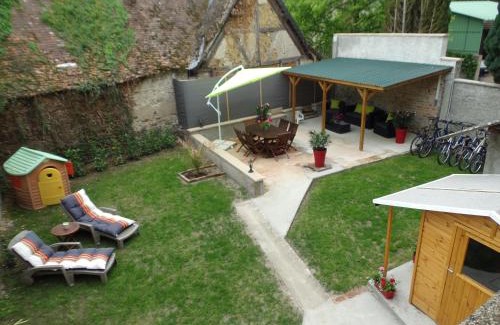 Vaumas House | L' éscale de la Besbre