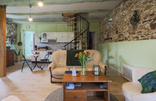 Allineuc House | L'abreuvoir du Leffo