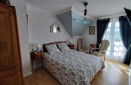 Hamars Bed & Breakfast | L'ABRIGIT chambre D-DAY