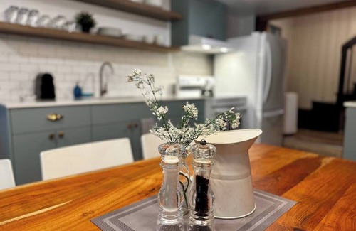 Brebeuf Ski Chalet | L'Alpiniste Tremblant & Spa | Beach 5 minutes away