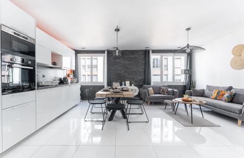 Part Dieu - Bir Hakeim Apartment | L'Amharique - À Lyon, 5min de la gare Part-Dieu