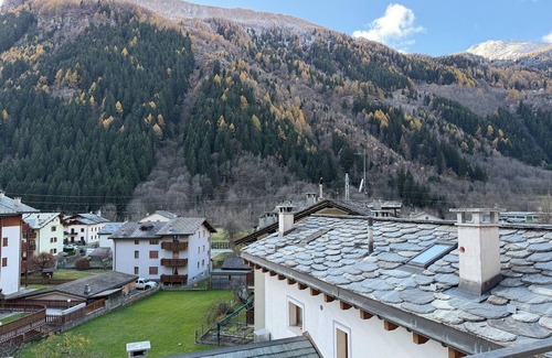 Campodolcino Apartment | L'Antica Posta - 700m from the Sky Express