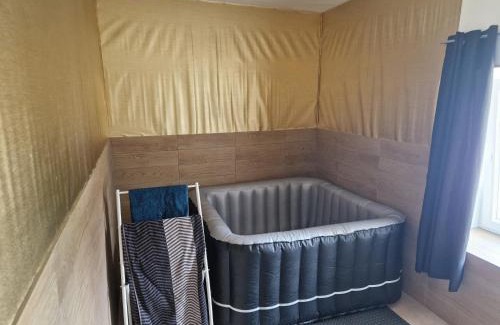 Begnecourt Apartment | L Arc en Ciel Séjour cocooning pour deux avec ambiance Romantique
