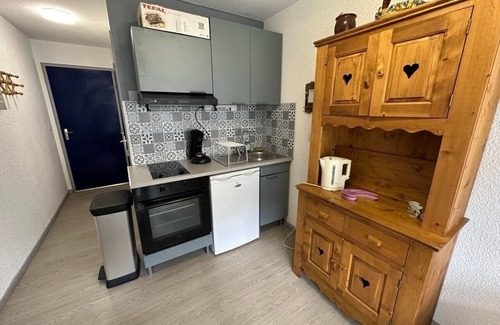 Flumet Apartment | L'Arly - Appartement avec balcon vue montagne - Val d'Arly
