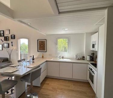 Port Cogolin Apartment | L'Atelier Marin sur le Port des Marines