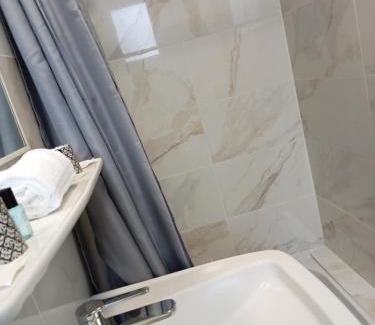 Lugos Hotel | L'Auberge de Lugos
