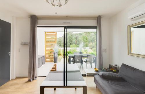Verghia Apartment | L'Ebene