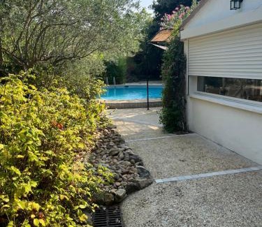 Serignan-du-Comtat House | L'Enclos