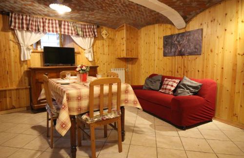 Brusson Apartment | L'ermellino Bilocale in Centro - Affitti Brevi Italia