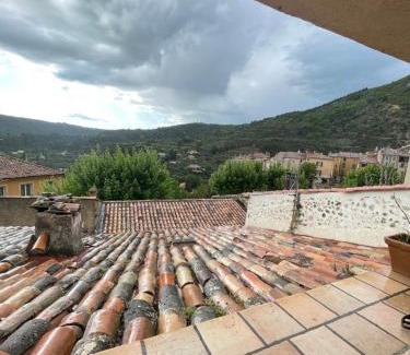 Moustiers-Sainte-Marie House | L'Escalo