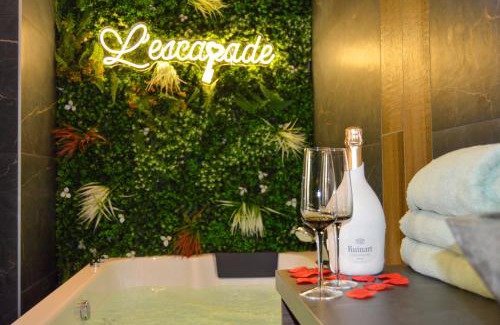 Haguenau Apartment | L'Escapade - Love room & spa
