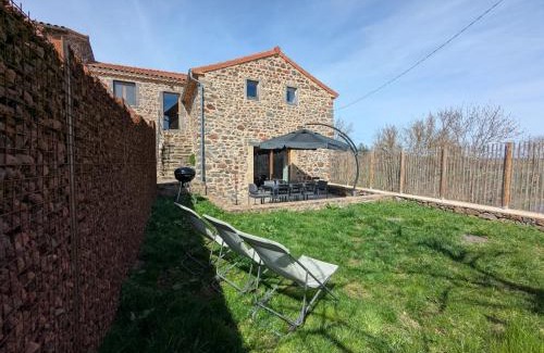 Saint-Just-pres-Brioude House | L'Etable - Le Hameau des Volcans, Maison de Vacances Luxe & Confort