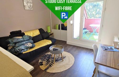 Pau Nord Apartment | L'Etoile Paloise -Terrasse &Wifi &parking &piscine