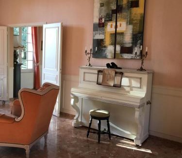 Saint-Martin-des-Champs House | L'Hermitage