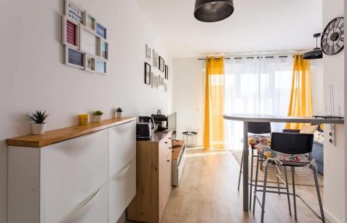 Nord-Saint-Martin Apartment | L'Ivoire - Joli appartement - 1 chambre avec