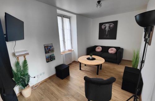 Saint-Romain-sur-Cher House | L'OASIS - Maison rénovée à 10 min de Beauval