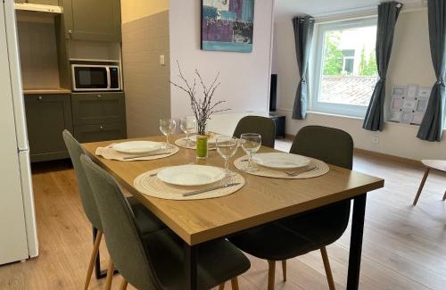 Ardres Apartment | L'olive - cuisine équipée, centre ville, fibre
