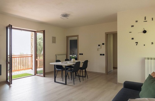 Tremosine Apartment | L'oliver with lake view next to Limone sul Garda
