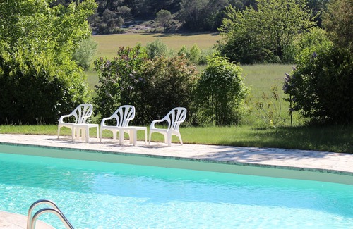 La Haute Maure House | L'Oubradou, Mas de charme, shared pool in Provence, nature and calm