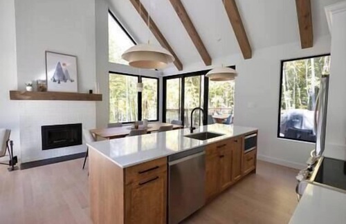 Eastman Ski Chalet | L'Ourson - In Eastman
